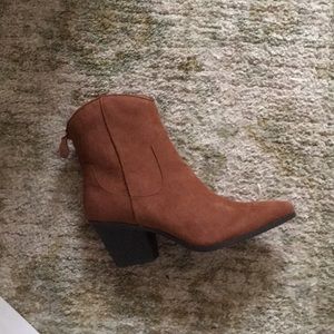 NWT booties